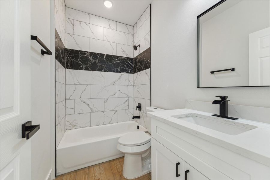 Image 26 of a home in .