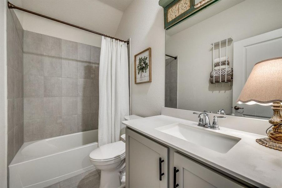 Furnished interior view inside a new home in , Aubrey (Image 9). Furnished interior view inside a new home in , Aubrey (Image 9).