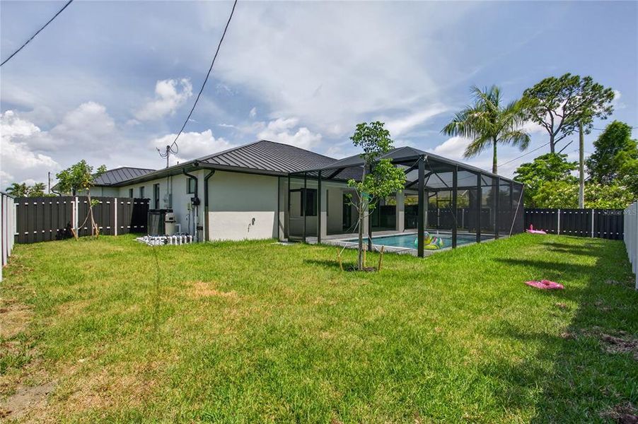 Exterior details and patio area of a home in , Cape Coral (Image 31).