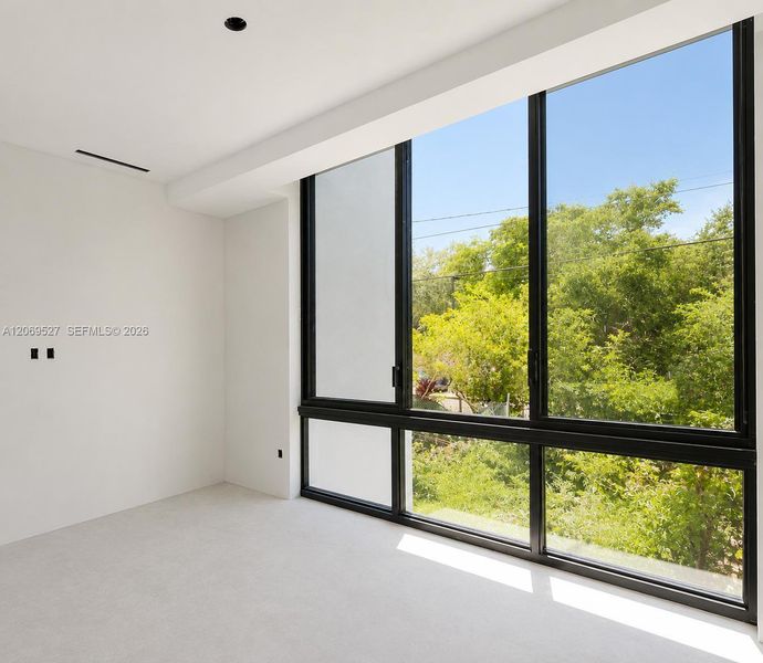 Spacious, unfurnished interior of a new home in , Pompano Beach (Image 17). Spacious, unfurnished interior of a new home in , Pompano Beach (Image 17).