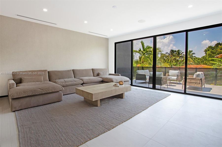 Furnished interior view inside a new home in , Miami (Image 44).