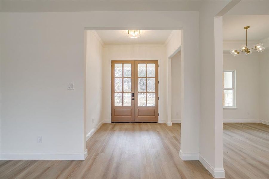 Spacious, unfurnished interior of a new home in , Granbury (Image 19). Spacious, unfurnished interior of a new home in , Granbury (Image 19).