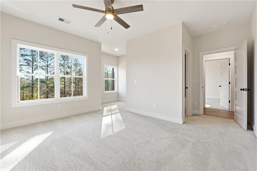 Spacious, unfurnished interior of a new home in , Marietta (Image 28).