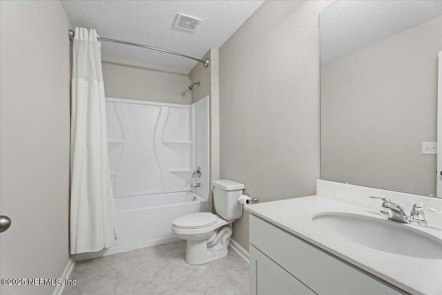 Furnished interior view inside a new home in Dunns Crossing, Jacksonville (Image 31). Furnished interior view inside a new home in Dunns Crossing, Jacksonville (Image 31).