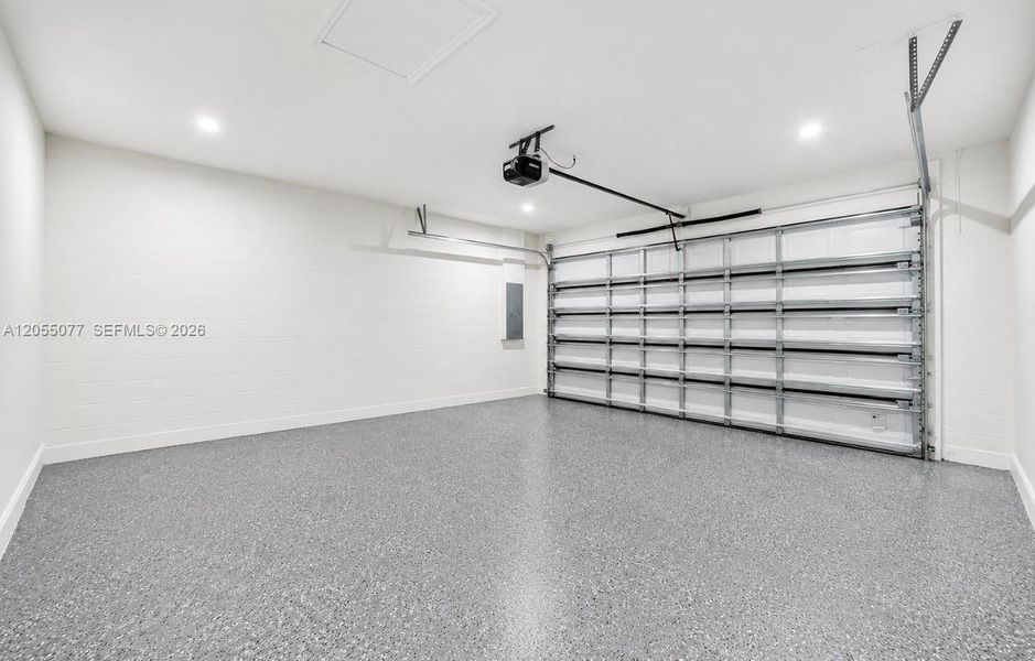 Spacious, unfurnished interior of a new home in , Tampa (Image 13). Spacious, unfurnished interior of a new home in , Tampa (Image 13).