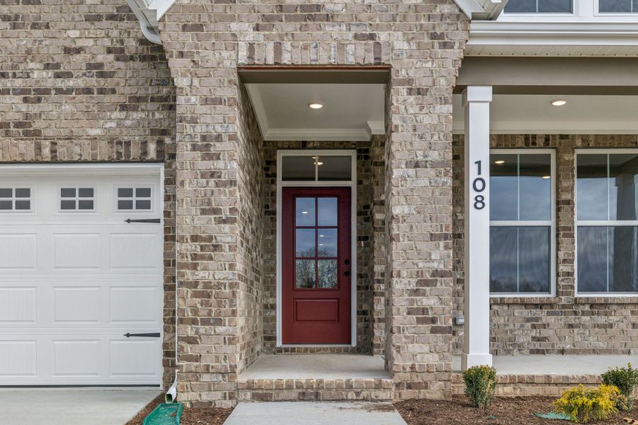Front Porch| For representation purposes only. Options and layout may vary by community and home plan. Front Porch| For representation purposes only. Options and layout may vary by community and home plan.