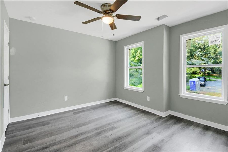 Spacious, unfurnished interior of a new home in , Snellville (Image 14).