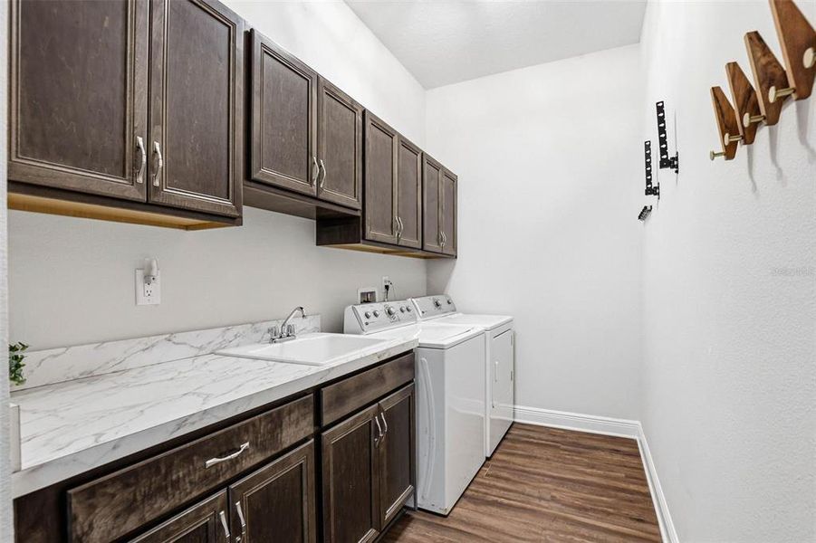Furnished interior view inside a new home in , Wesley Chapel (Image 10).