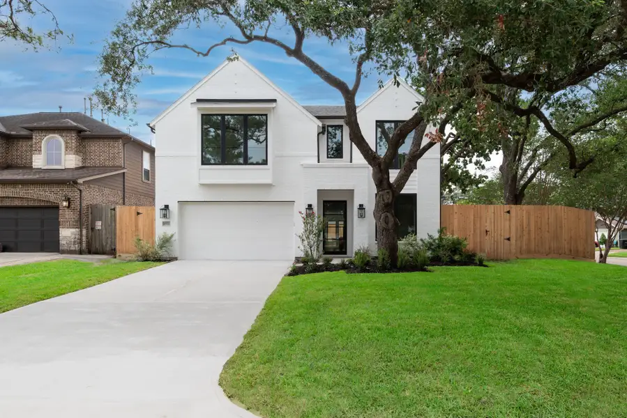 Front exterior of a new home in , Houston, TX, highlighting curb appeal (Image 1). Front exterior of a new home in , Houston, TX, highlighting curb appeal (Image 1).