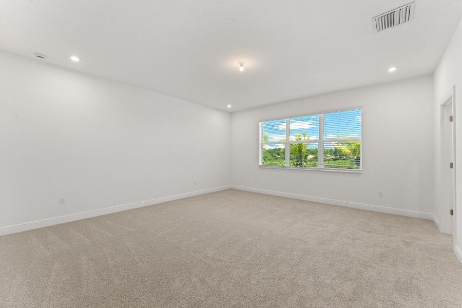 Spacious, unfurnished interior of a new home in Avila, Jensen Beach (Image 12). Spacious, unfurnished interior of a new home in Avila, Jensen Beach (Image 12).