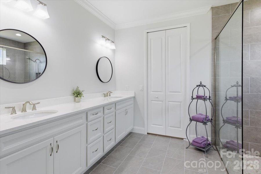 Furnished interior view inside a new home in , Hardeeville (Image 11).