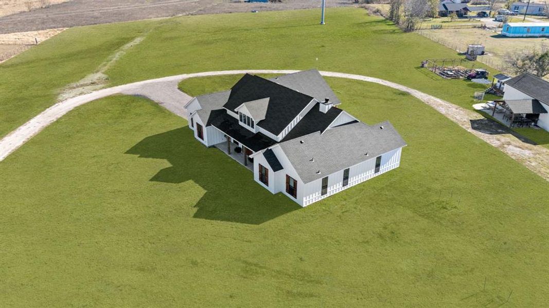 Image 38 of a home in . Image 38 of a home in .