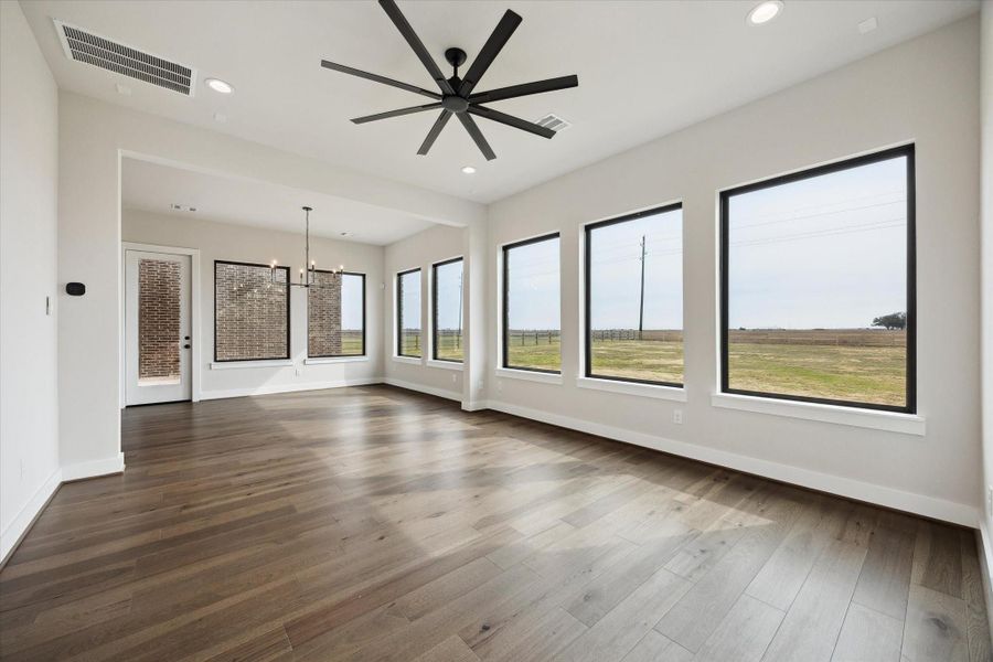 Spacious, unfurnished interior of a new home in Lakeview, Waller (Image 29).