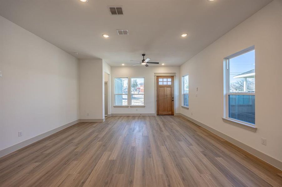 Spacious, unfurnished interior of a new home in , Fort Worth (Image 15).