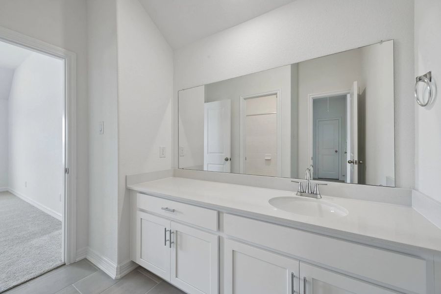 Secondary bathroom