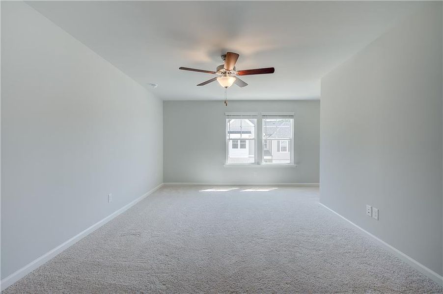 Spacious, unfurnished interior of a new home in Diamante, Stockbridge (Image 17).