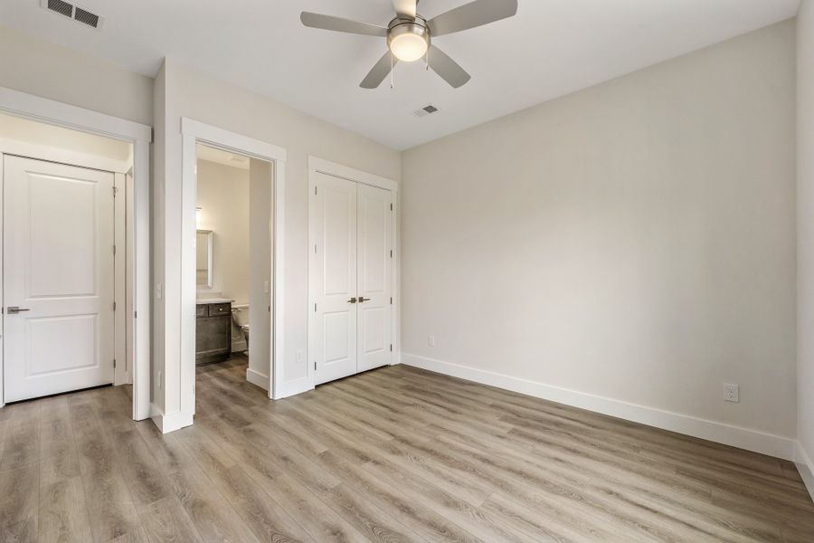 Spacious, unfurnished interior of a new home in Suter Estates, Easley (Image 31).