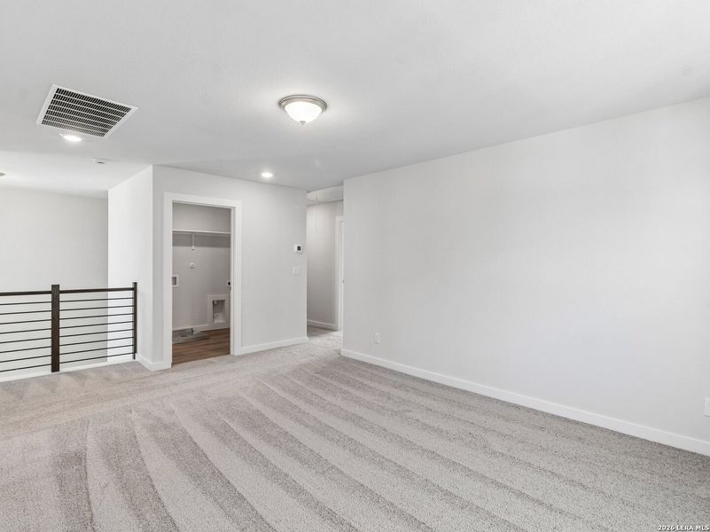 Spacious, unfurnished interior of a new home in Fairway Crossing, Converse (Image 17).