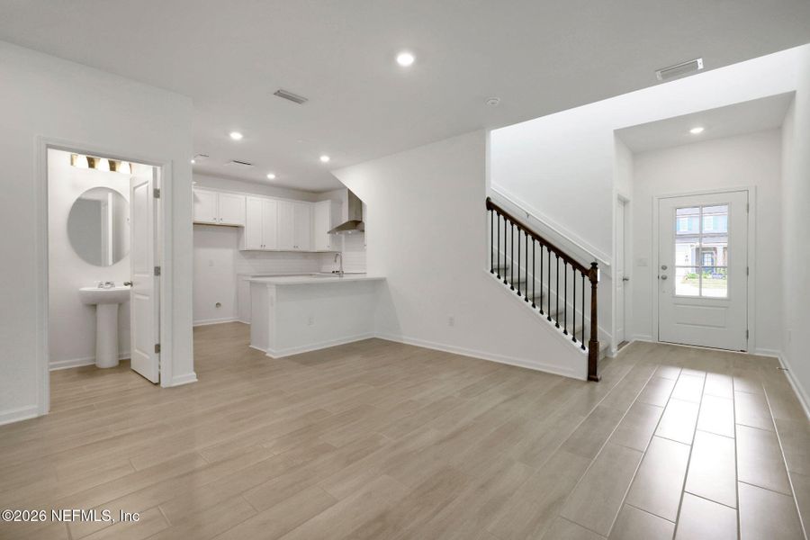 Spacious, unfurnished interior of a new home in The Hammock at Palm Harbor, Palm Coast (Image 34).