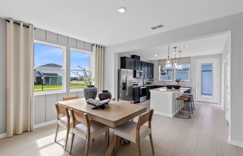 Representative furnished interior of a home built from the Foxtail - Exterior Unit by Pulte Homes in Lakehaven Estates, Clermont (Image 14). Representative furnished interior of a home built from the Foxtail - Exterior Unit by Pulte Homes in Lakehaven Estates, Clermont (Image 14).