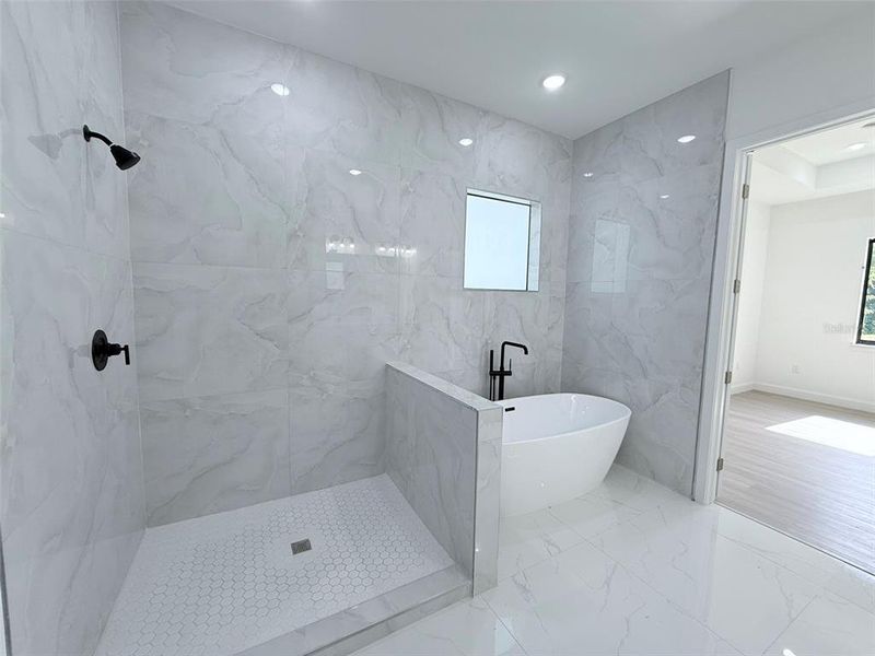 Furnished interior view inside a new home in , Port Charlotte (Image 9).