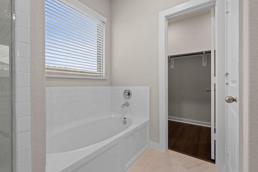 Furnished interior view inside a new home in River Ranch Trails, Dayton (Image 4). Furnished interior view inside a new home in River Ranch Trails, Dayton (Image 4).