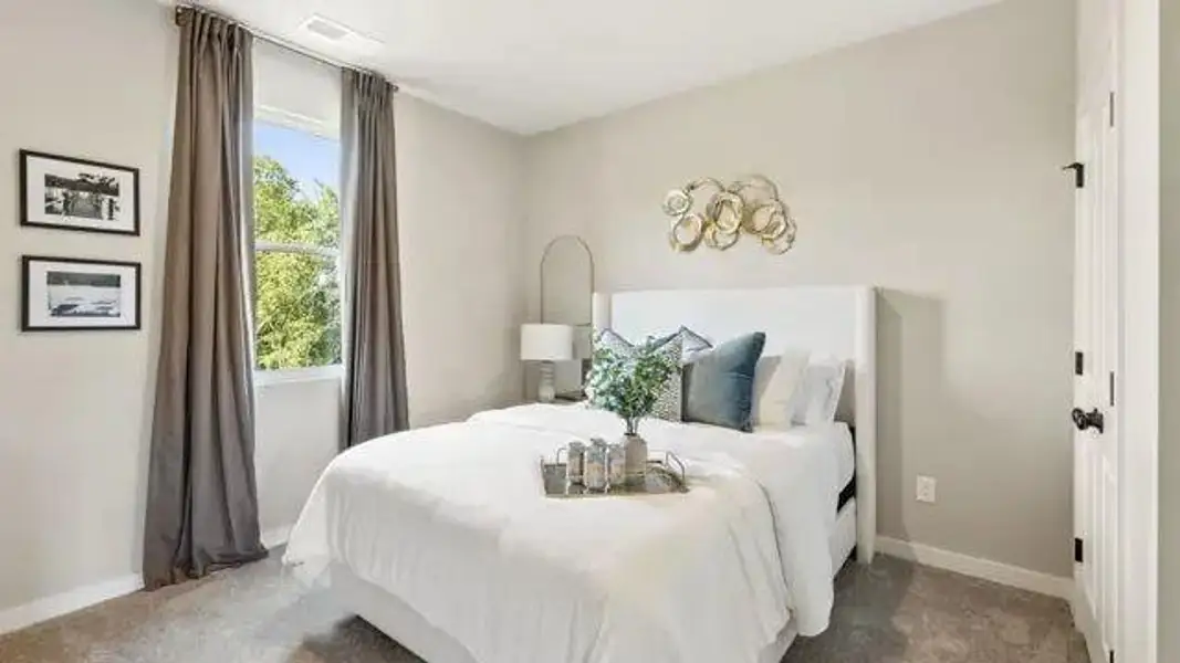 Furnished interior view inside a new home in The Estates at Gainesville Township, Gainesville (Image 18).