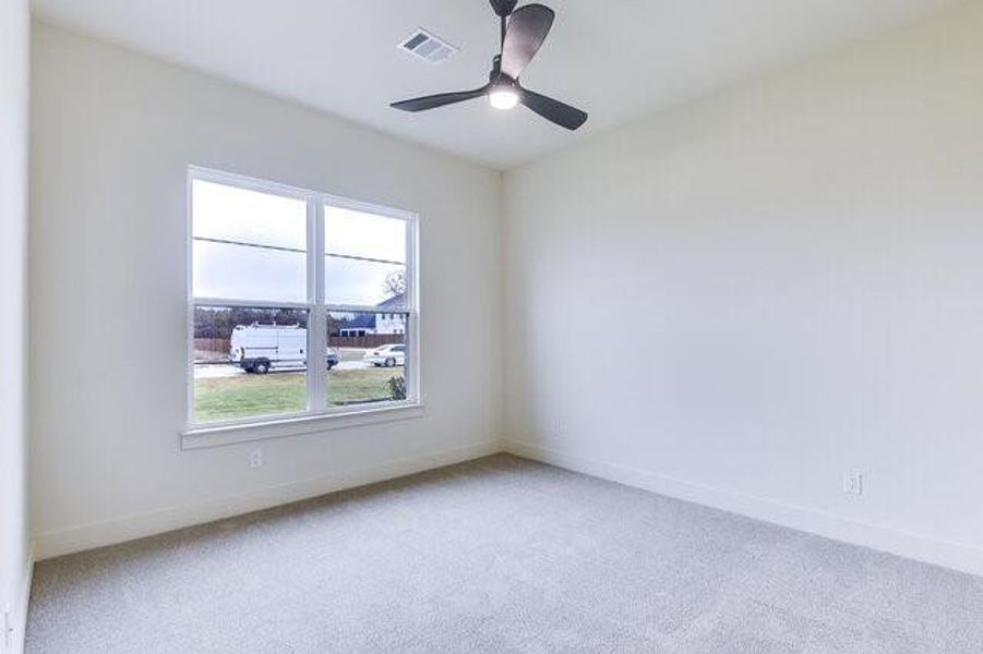 Spacious, unfurnished interior of a new home in , Midlothian (Image 19).