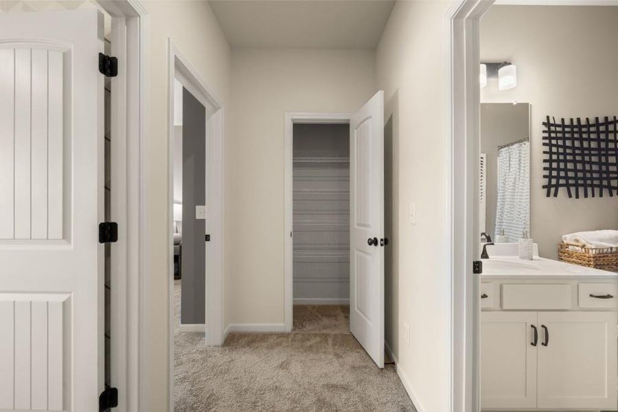 Furnished interior view inside a new home in Franklin Manor, Lawrenceville (Image 27).