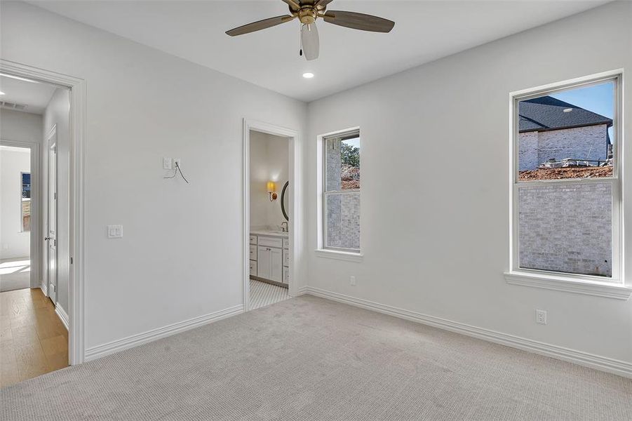 Spacious, unfurnished interior of a new home in , Longview (Image 22).