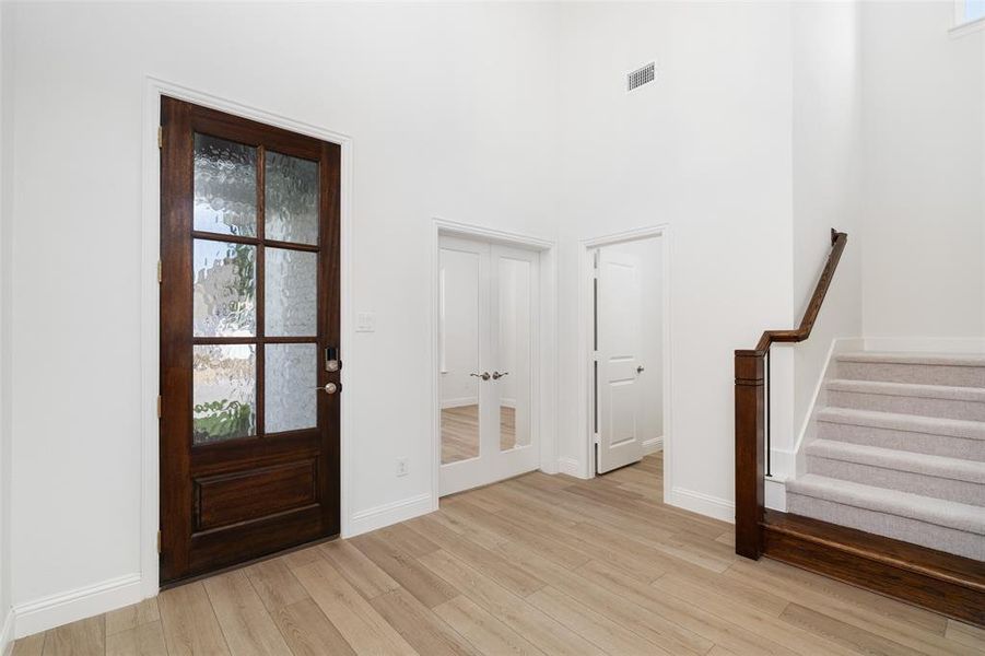 Spacious, unfurnished interior of a new home in Wildflower Ranch, Fort Worth (Image 28). Spacious, unfurnished interior of a new home in Wildflower Ranch, Fort Worth (Image 28).