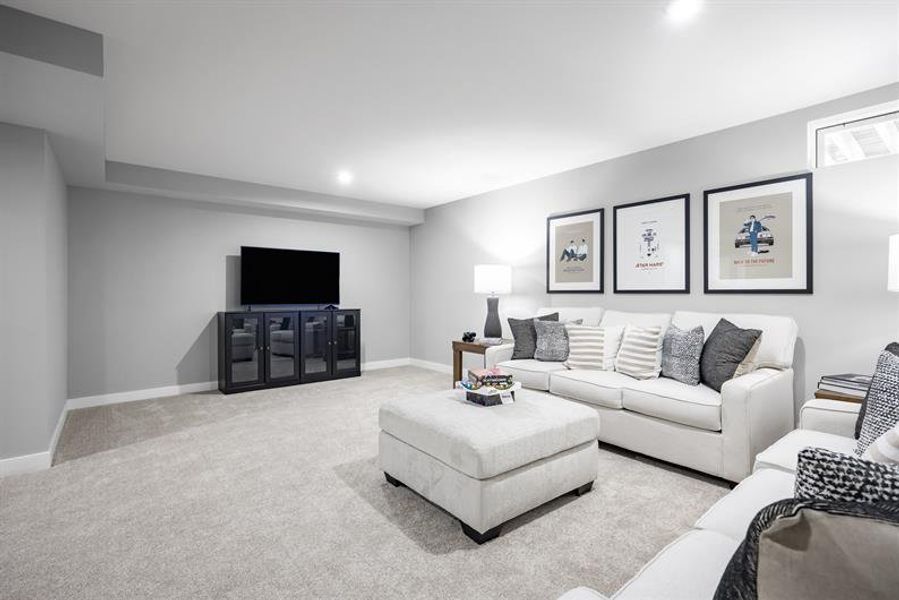 Representative furnished interior of a home built from the Roxbury by Ryan Homes in Windsong Townhomes, Gallatin (Image 29).