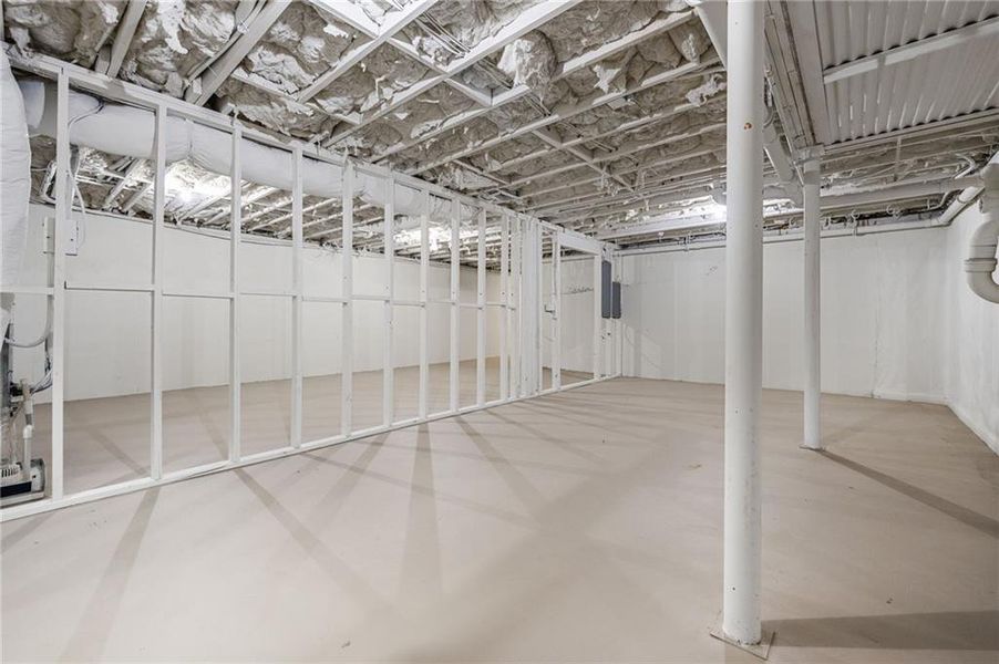 Image 81 of a home in .