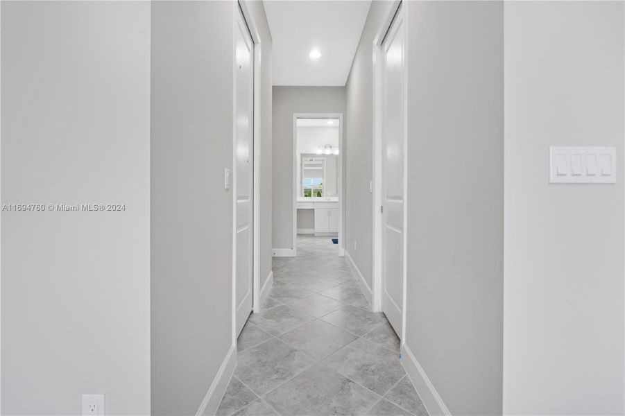 Hallway of primary bedroom