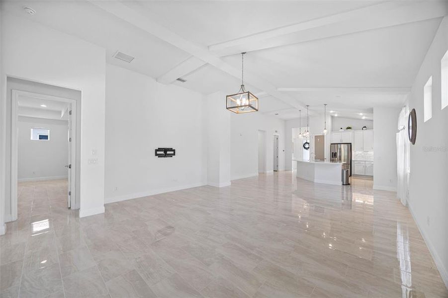 Spacious, unfurnished interior of a new home in , Parrish (Image 30).