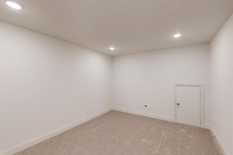 Spacious, unfurnished interior of a new home in Vintage Village, Argyle (Image 27). Spacious, unfurnished interior of a new home in Vintage Village, Argyle (Image 27).
