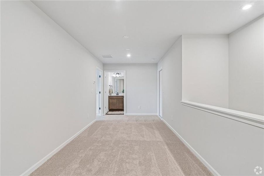 Spacious, unfurnished interior of a new home in Silver Leaf, Dawsonville (Image 16).