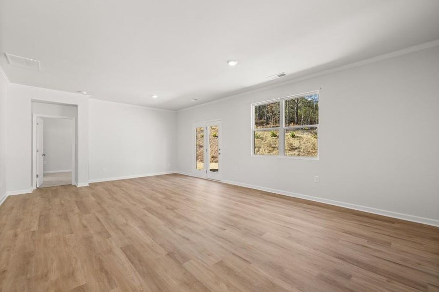 Spacious, unfurnished interior of a new home in Northwoods at Mirror Lake, Villa Rica (Image 18).