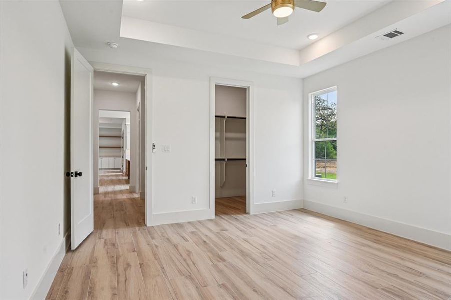 Spacious, unfurnished interior of a new home in , Burleson (Image 25).