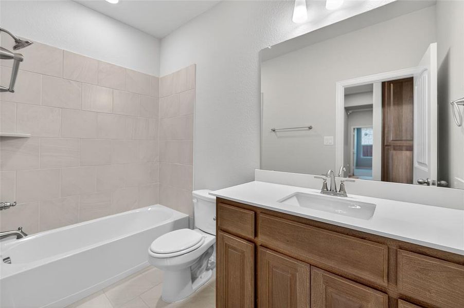 Furnished interior view inside a new home in Northstar, Fort Worth (Image 6).