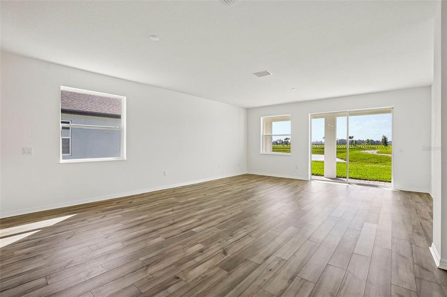Spacious, unfurnished interior of a new home in Coasterra, Palmetto (Image 16).