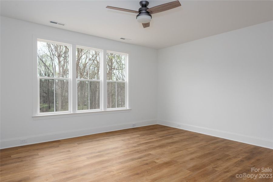 Image 12 of a home in .