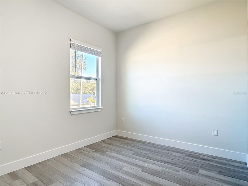 Spacious, unfurnished interior of a new home in , Port Charlotte (Image 22).