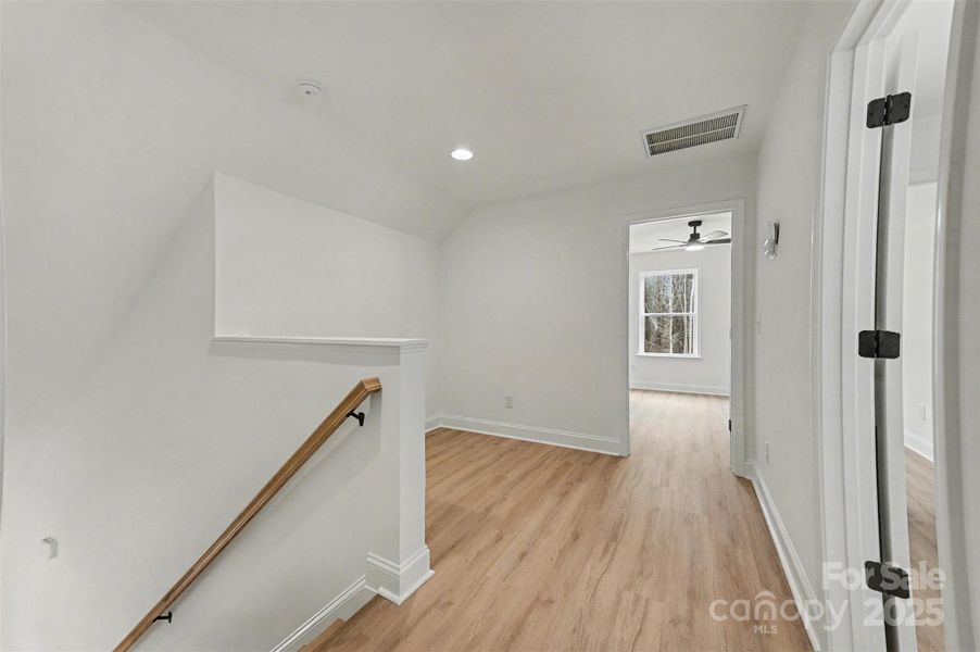 Loft area upstairs, can be used as a study, sitting area, or playroom. Loft area upstairs, can be used as a study, sitting area, or playroom.