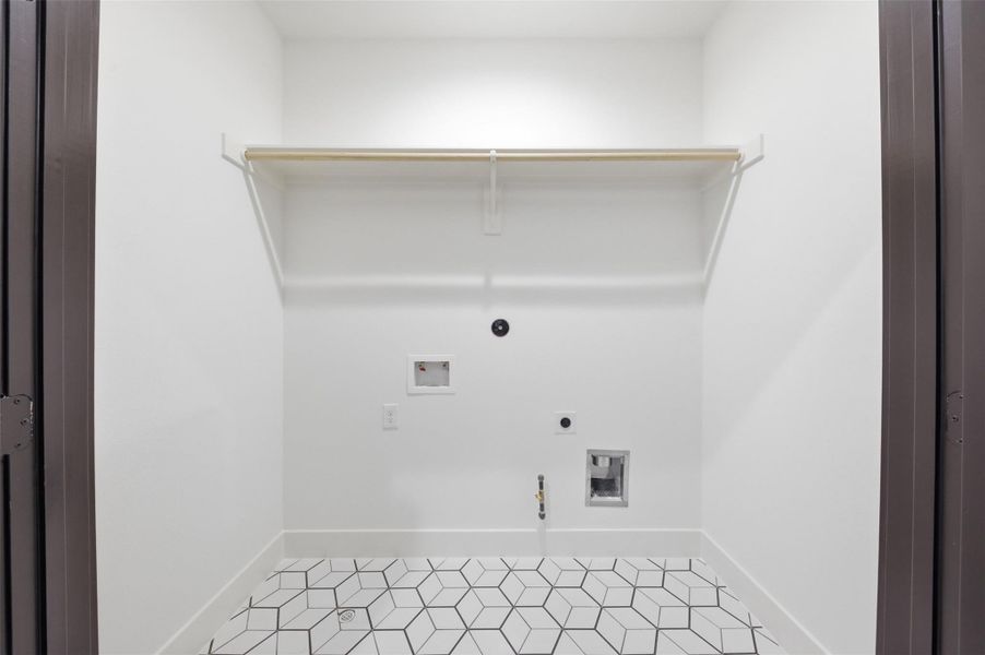 Spacious, unfurnished interior of a new home in , Houston (Image 20). Spacious, unfurnished interior of a new home in , Houston (Image 20).