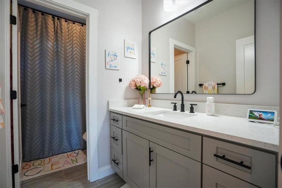 Furnished interior view inside a new home in , Acworth (Image 38).