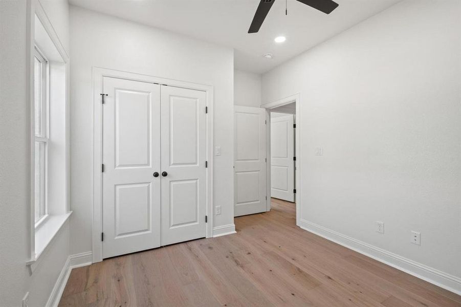 Spacious, unfurnished interior of a new home in , Athens (Image 35).