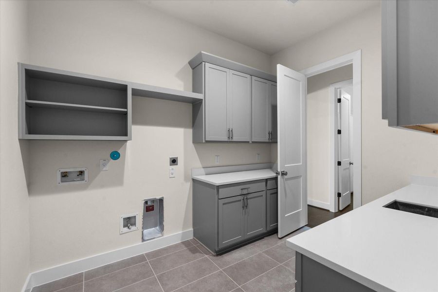 Furnished interior view inside a new home in , Houston (Image 12).