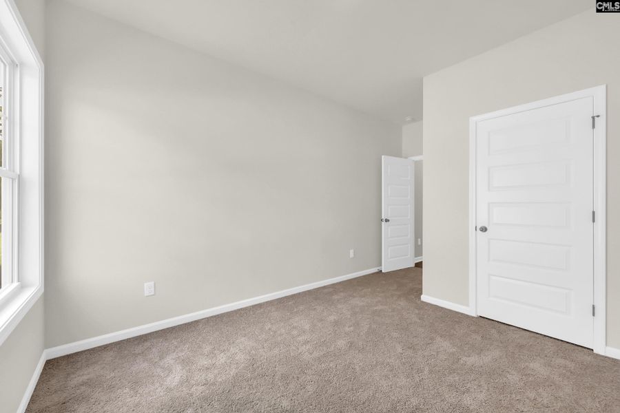 Spacious, unfurnished interior of a new home in Old Charleston Acres, Pelion (Image 16).