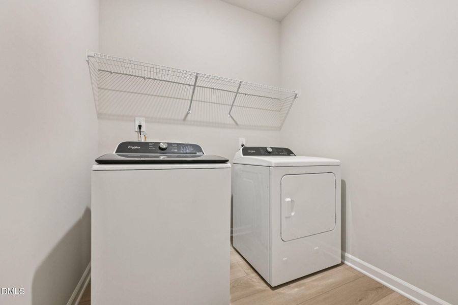 19-web-or-mls-Raleigh - Oak Manor - 749